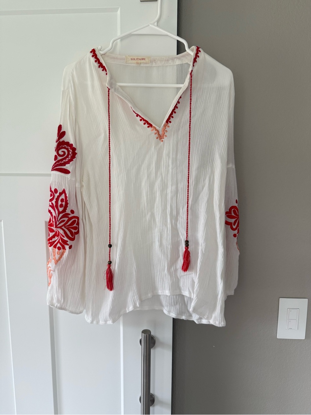 Solitaire Anthropologie White Embroidered Peasant Blouse with Red Detailing